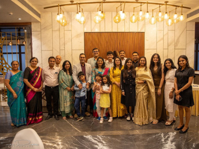 Celebrating 1000 Cr AUM in Mumbai!